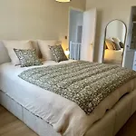 Les Chantereines Maison Calme Au Coeur Du Vignoble Champenois Pensjonat *