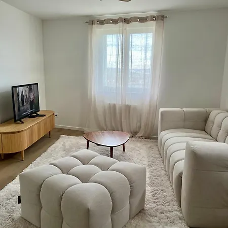 Les Chantereines Vendégház