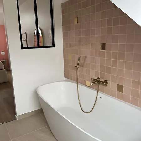 Гостевой дом Les Chantereines Maison Calme Au Coeur Du Vignoble Champenois